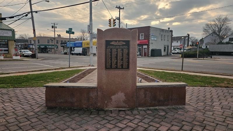 Albertson World War II Memorial image. Click for full size.
