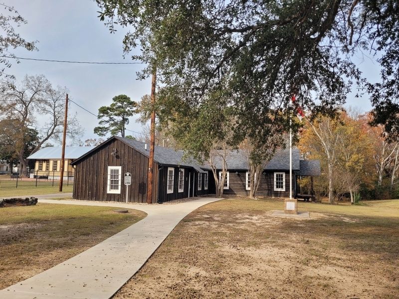 The view of the Boy Scout Troop 201 building and Marker image. Click for full size.