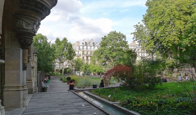 Jardin du Mus�e de Cluny image. Click for full size.