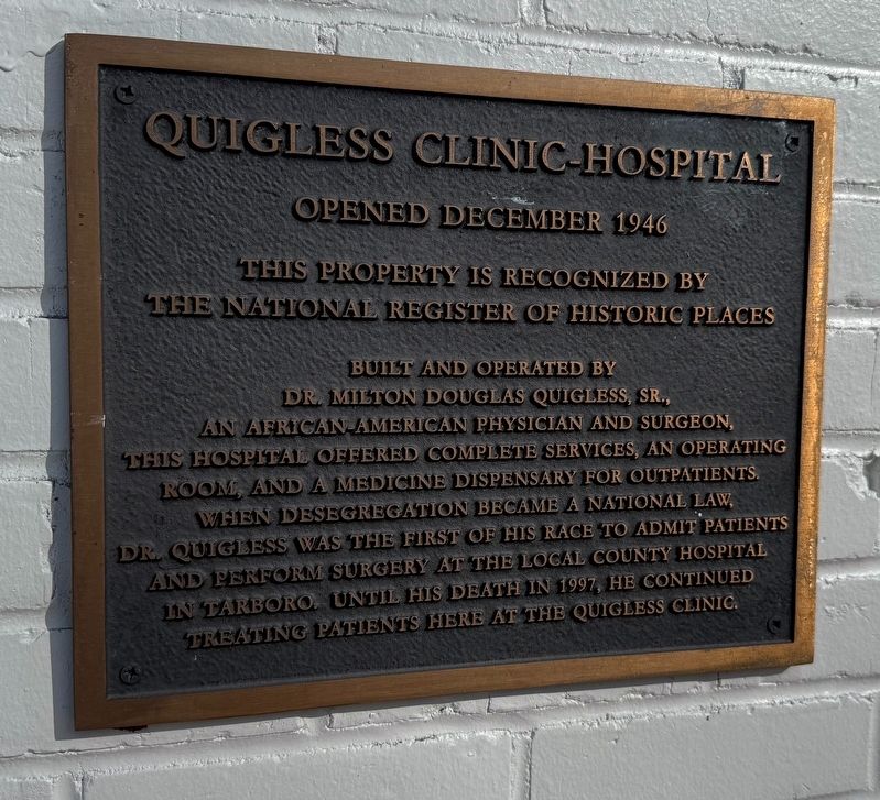 Quigless Clinic-Hospital Marker image. Click for full size.