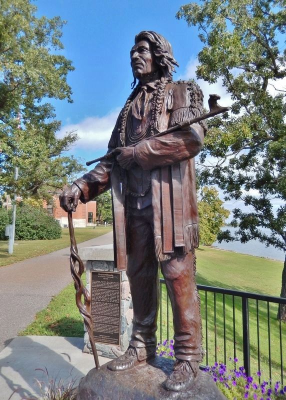 Shaynowishkung Statue image. Click for full size.