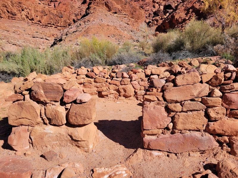 "Louse House" and Johnson Cabin Ruins image. Click for full size.