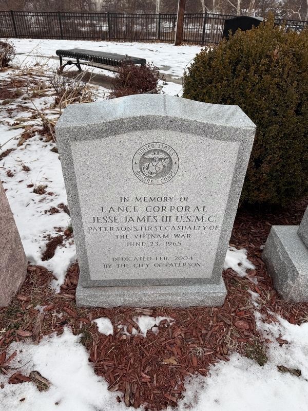 Lance Corporal Jesse James III U.S.M.C. Marker image. Click for full size.