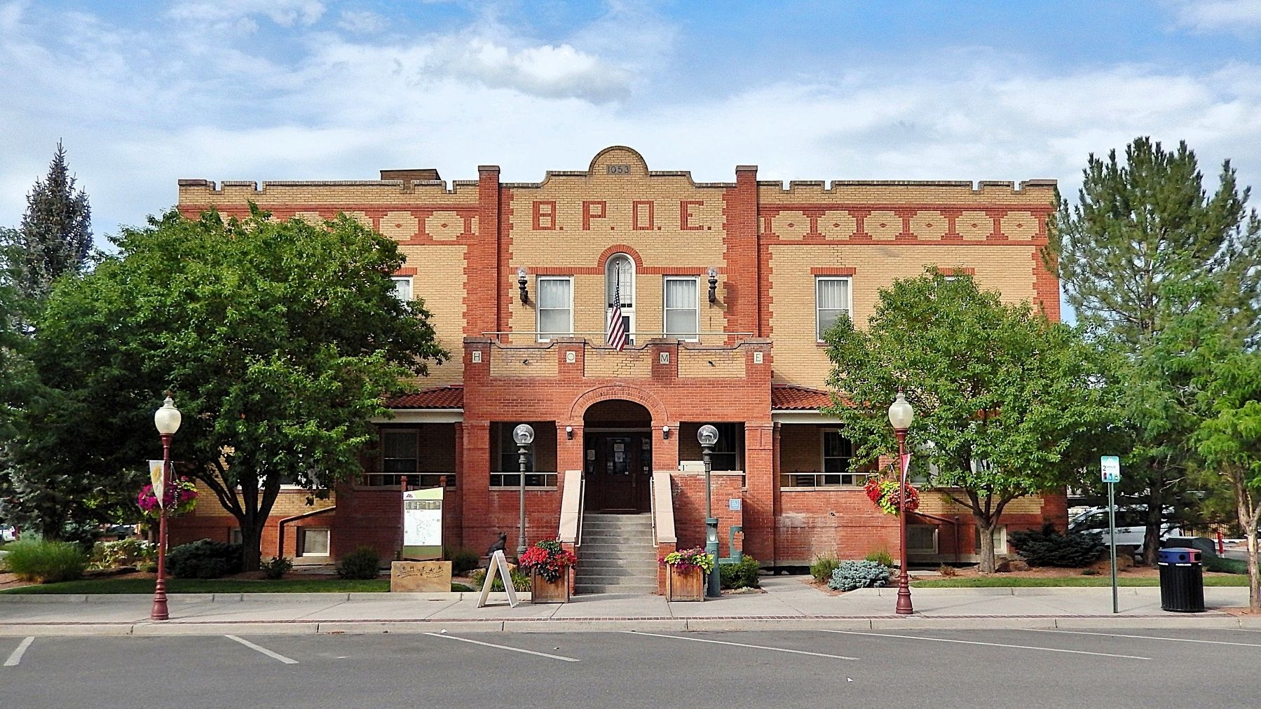 Elks Lodge Building (<i>west elevation</i>). Click for full size. Elks Lodge Building (<i>west elevation</i>) image. Click for full size.
