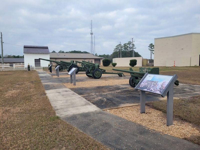 M1 Anti-Tank Gun and Marker image. Click for full size.