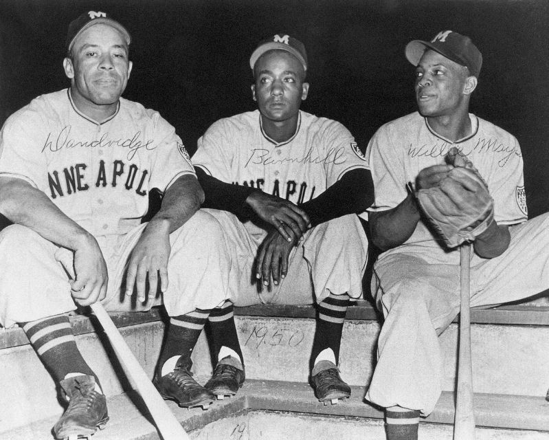 The Minneapolis Millers, including Ray Dandridge, Dave Barnhill and Willie Mays, in 1951. image. Click for full size.