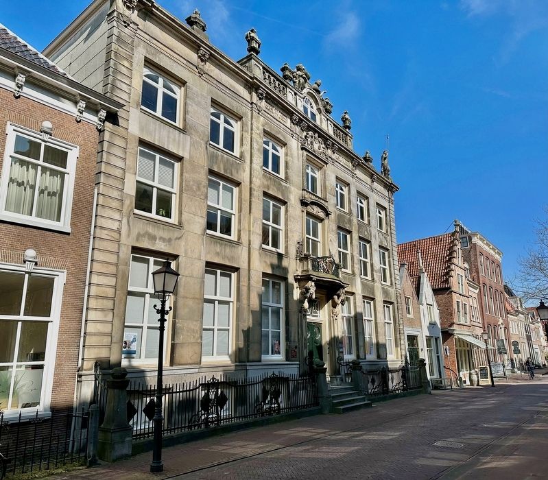 Het Foreestenhuis / The Foreest Building image. Click for full size.