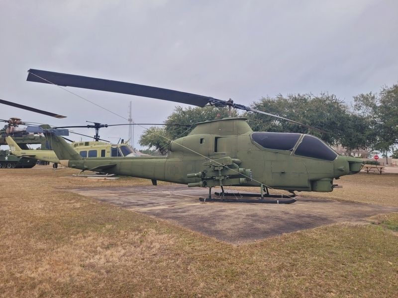 AH-1 <i>Cobra</i> Attack Helicopter image. Click for full size.