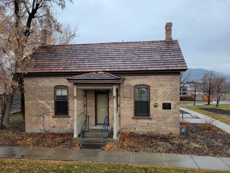 Perry and Agnes Fitzgerald House and Cabin Marker. Click for full size. Perry and Agnes Fitzgerald House and Cabin Marker image. Click for full size.