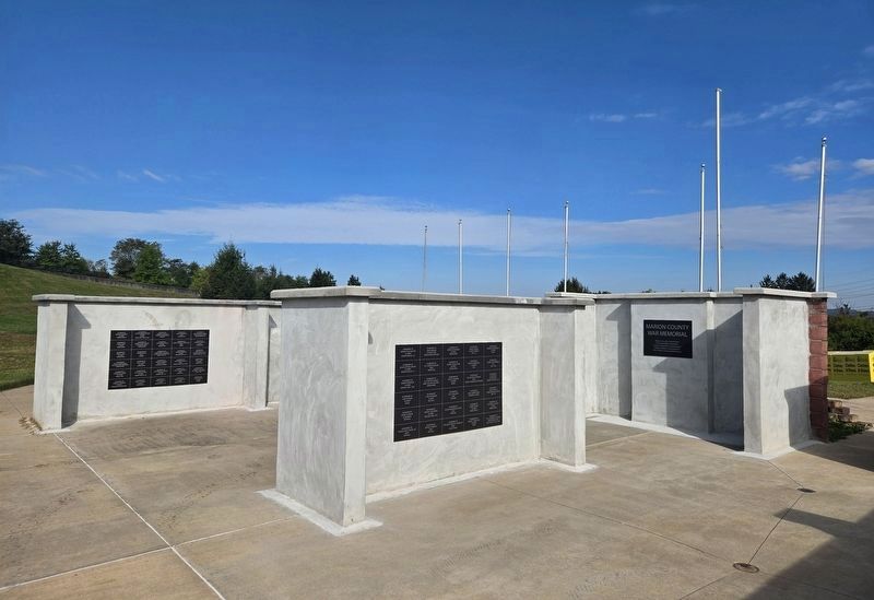 Marion County War Memorial image. Click for full size.
