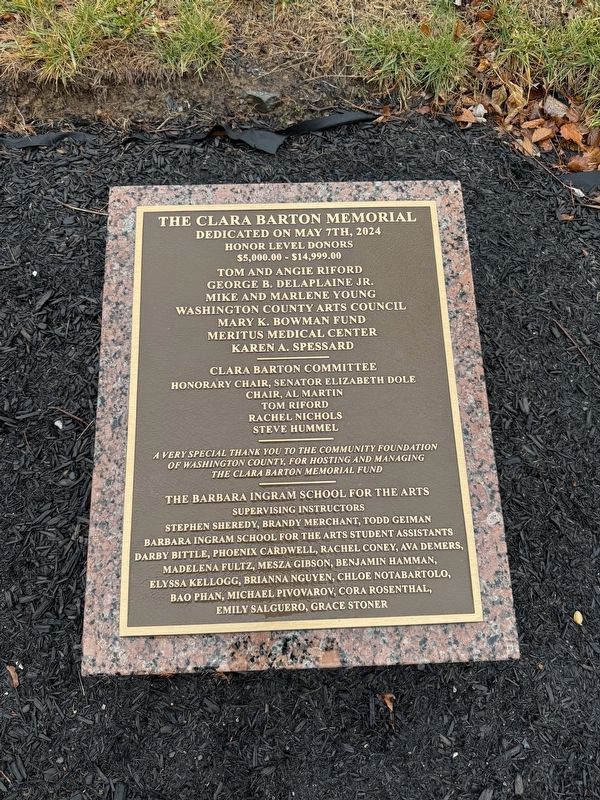 Dedication plaque for The Clara Barton Memorial image. Click for full size.