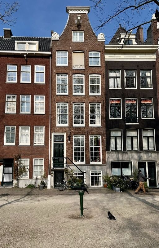 Amalia Henriette Monnickendam-Bleekrode stolperstein - wider view image. Click for full size.