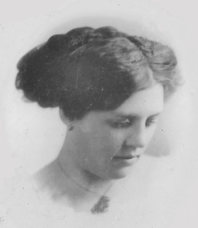 Marker detail: Bell McCoy image. Click for full size.