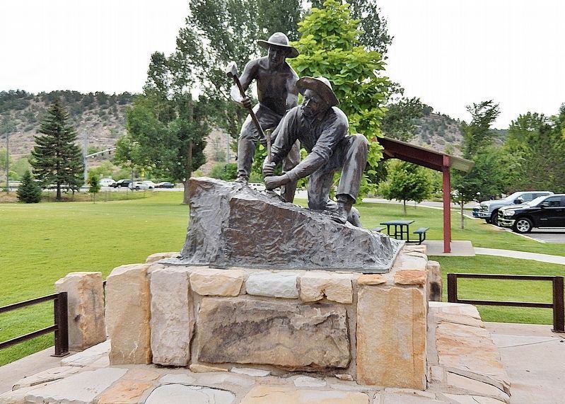 Double-jack Team Sculpture. Click for full size. Double-jack Team Sculpture image. Click for full size.