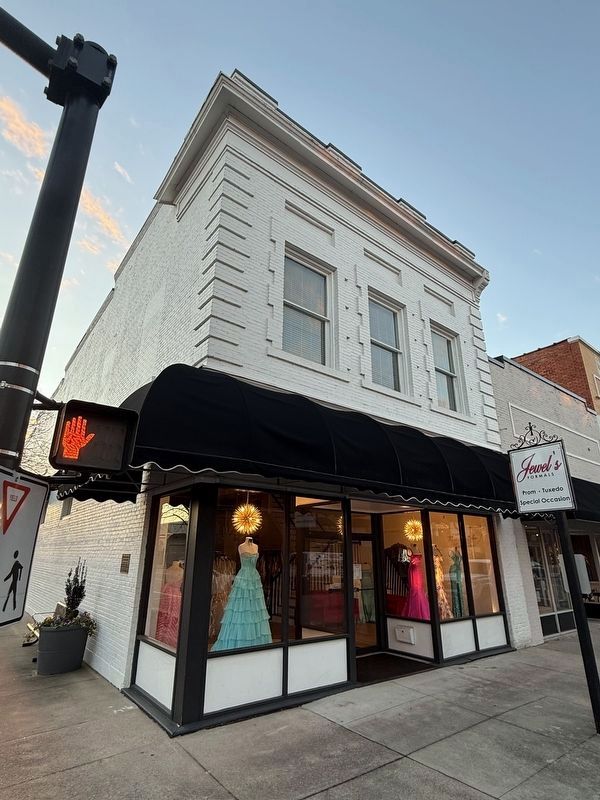Jewel's Formals at 101 South 3rd Street, a contributing structure to the historic district image. Click for full size.
