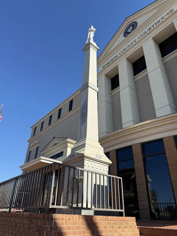 Confederate Memorial Marker image. Click for full size.