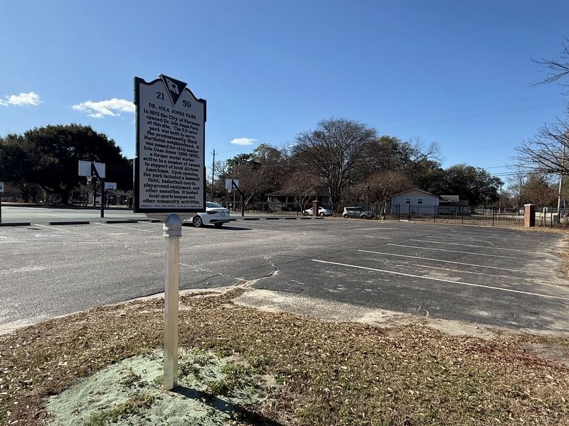 Dr. Iola Jones Park / American Legion Stadium Marker image. Click for full size.