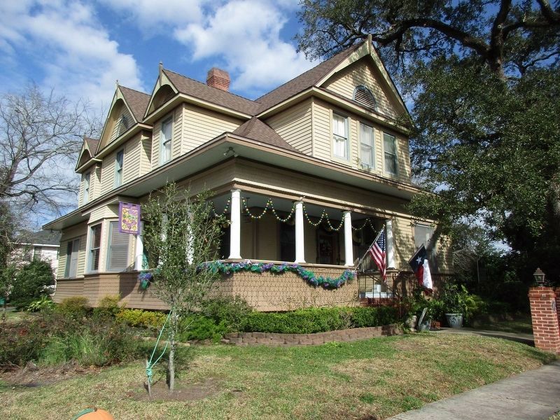 Cox House. Click for full size. Cox House image. Click for full size.
