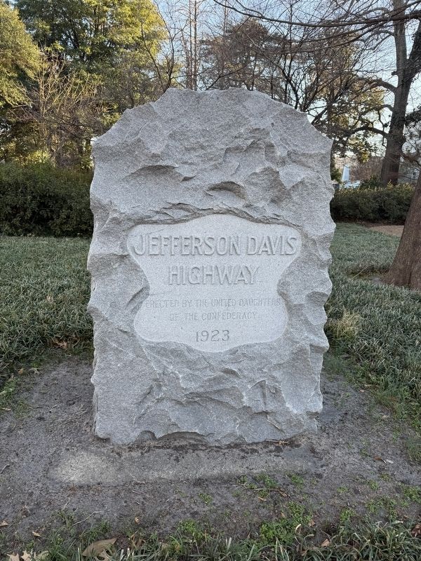 Jefferson Davis Highway Marker image. Click for full size.