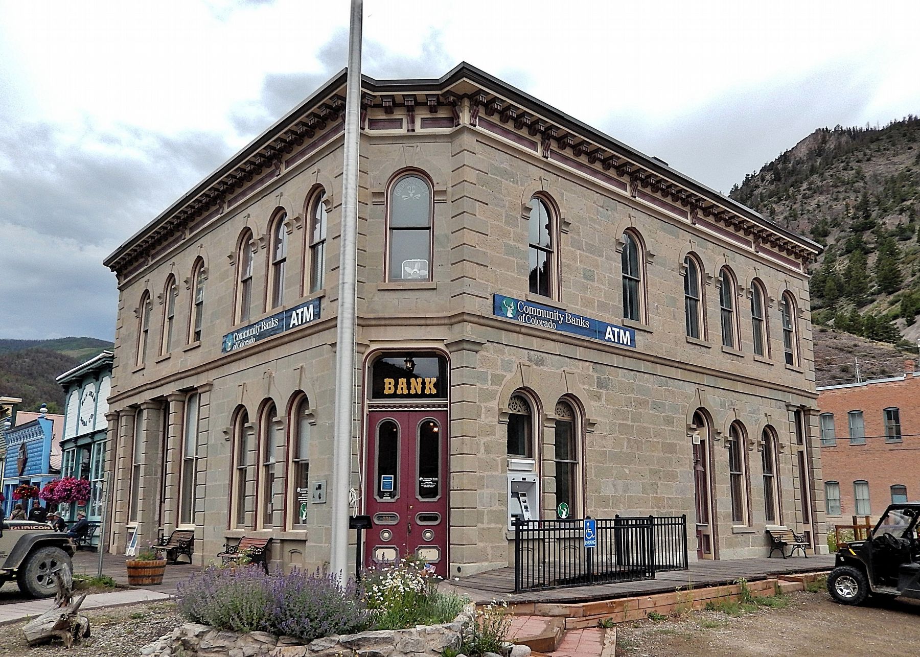 Stone Bank Block (<i>northeast elevation</i>) image. Click for full size.