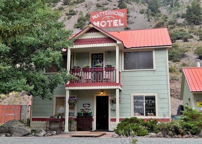 Matterhorn Motel Office & Historic Neon Sign image. Click for full size.