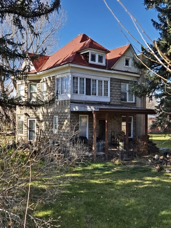 Dr. E. W. Newland House. Click for full size. Dr. E. W. Newland House image. Click for full size.