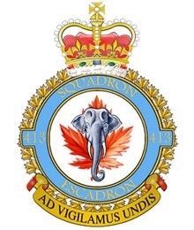 413 "Tusker" Squadron badge image. Click for full size.
