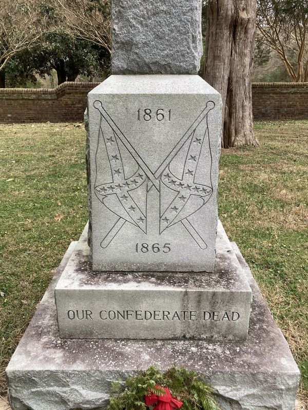 Confederate Dead Monument image. Click for full size.