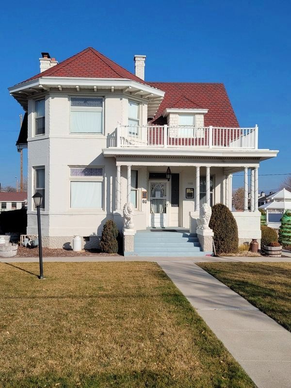 John and Jeanette Gerrard House image. Click for full size.
