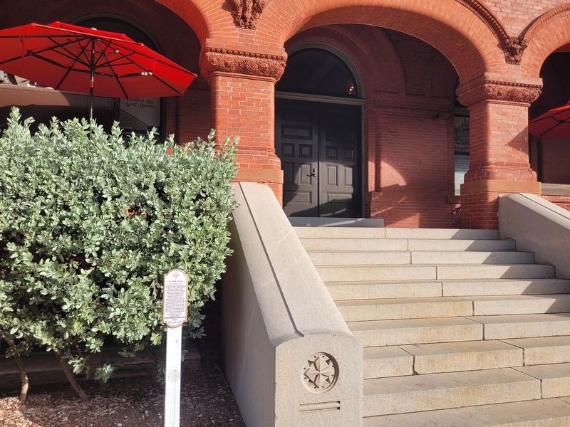 Custom House Marker image. Click for full size.