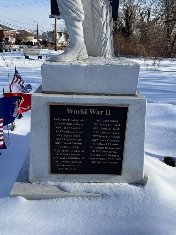 Veterans Memorial image. Click for full size.