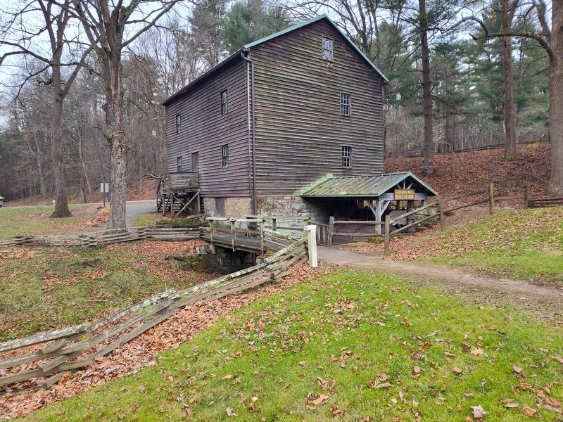 Gaston's Mill. Click for full size. Gaston's Mill image. Click for full size.