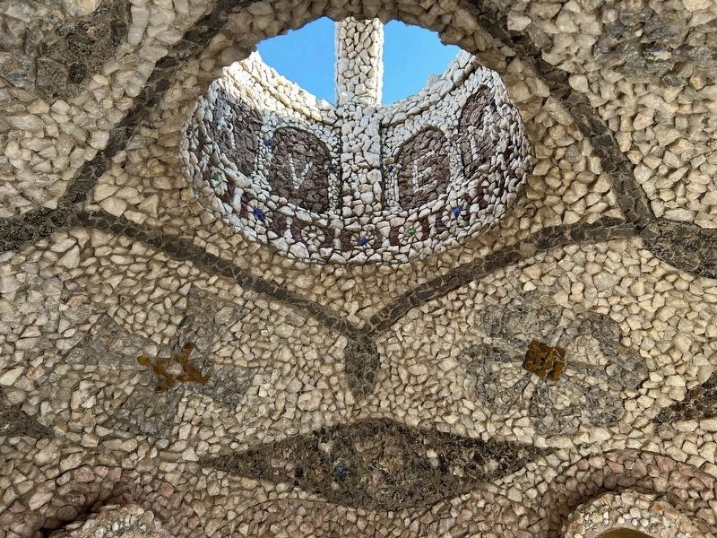St. Peter's Grotto, Southeast Ceiling image. Click for full size.