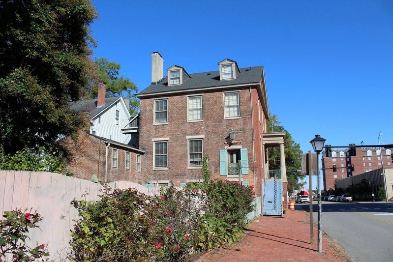 The Pass House & Gardens image. Click for full size.