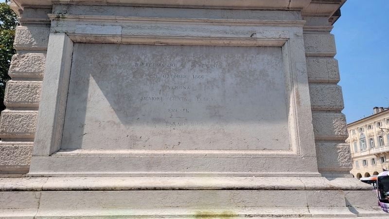 Vittorio Emanuele II Marker - Left Side Panel image. Click for full size.