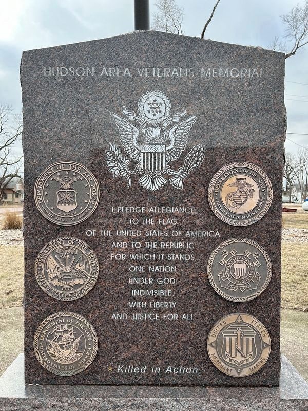 Hudson Area Veterans Memorial, Center image. Click for full size.
