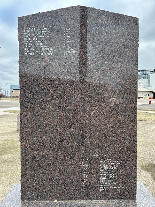 Hudson Area Veterans Memorial, Right (Back) image. Click for full size.