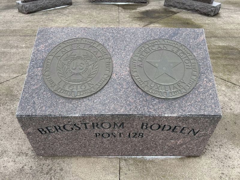 Hudson Area Veterans Memorial image. Click for full size.