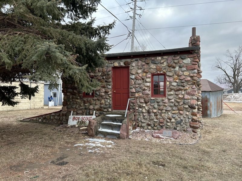 Fieldstone Boy Scout Cabin & Marker image. Click for full size.