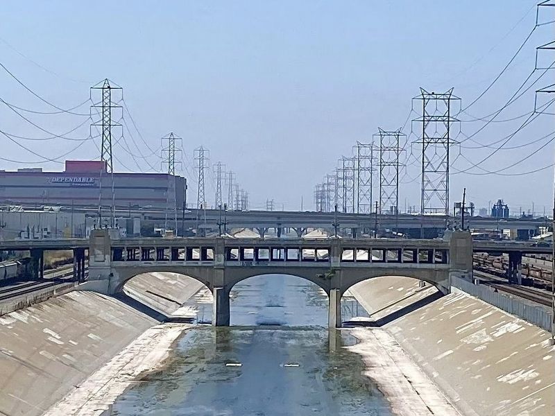 Seventh Street Bridge image. Click for full size.