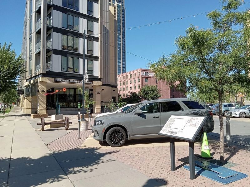 Welcome to the Rail Maze Marker at the entrance to the 300 S. 2nd St. Parking image. Click for full size.