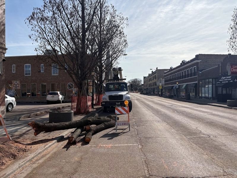 Looking south down Oak Park Avenue. Click for full size. Looking south down Oak Park Avenue image. Click for full size.