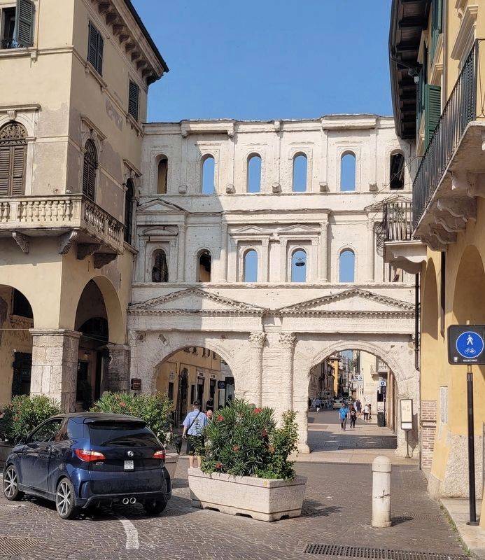 La Porta Borsari / The Borsari Gate Marker. Click for full size. La Porta Borsari / The Borsari Gate Marker image. Click for full size.