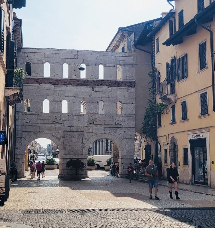 La Porta Borsari / The Borsari Gate Marker. Click for full size. La Porta Borsari / The Borsari Gate Marker image. Click for full size.