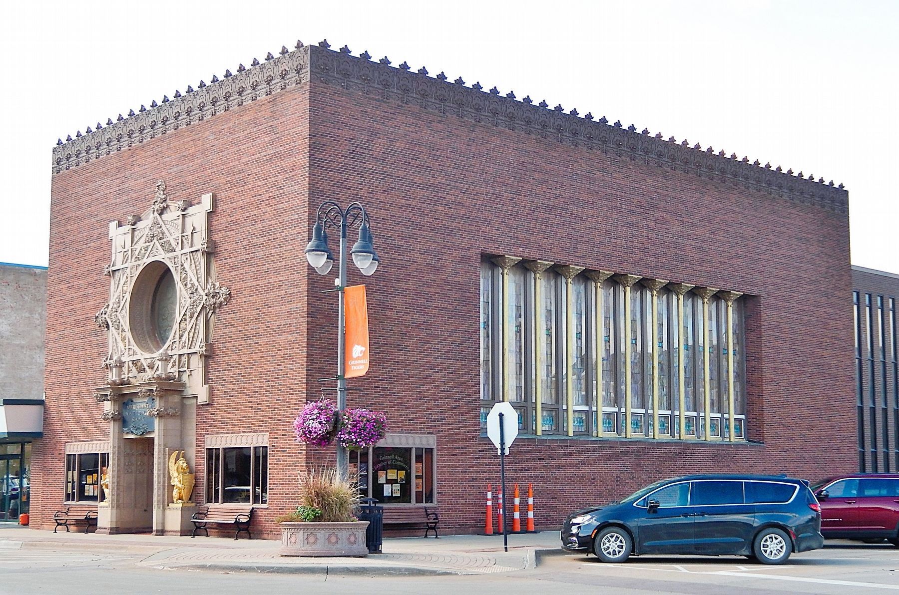 Merchants National Bank image. Click for full size.