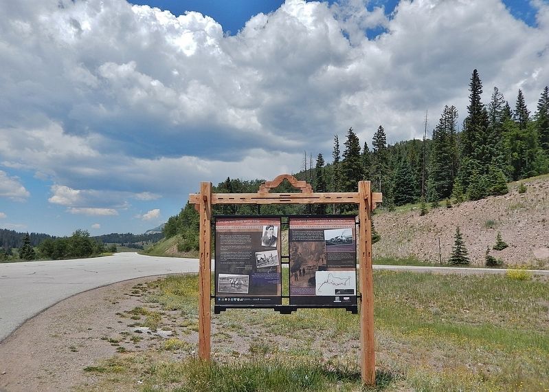 Los Caminos Antiguos Scenic and Historic Byway Kiosk image. Click for full size.