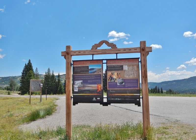 Los Caminos Antiguos Scenic and Historic Byway Kiosk image. Click for full size.