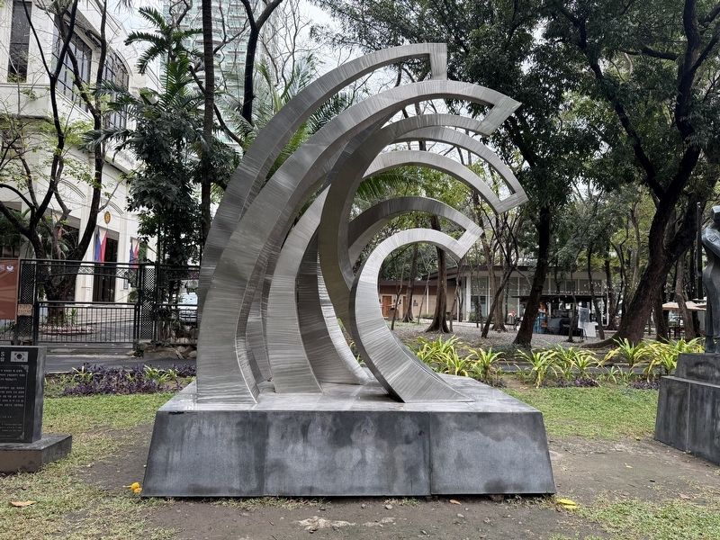 Soul Waves Monument. Click for full size. Soul Waves Monument image. Click for full size.