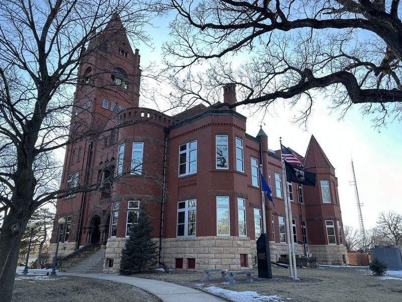 Faribault County Courthouse & Veterans Memorial. Click for full size. Faribault County Courthouse & Veterans Memorial image. Click for full size.