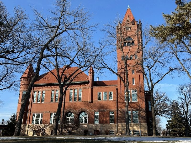 Faribault County Courthouse, from the south image. Click for full size.